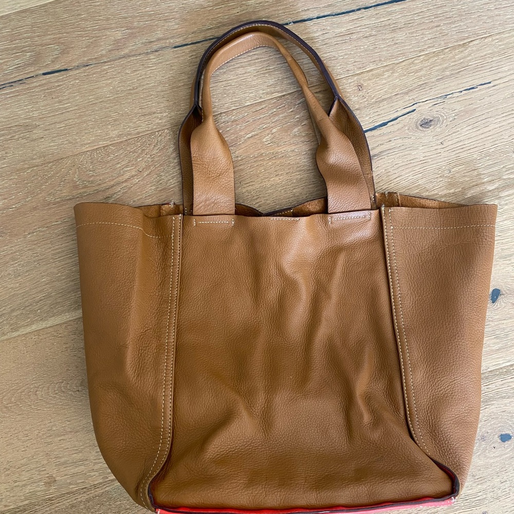 Cute Super Soft Gap Bag With A Pop Of Color On Th… - image 1